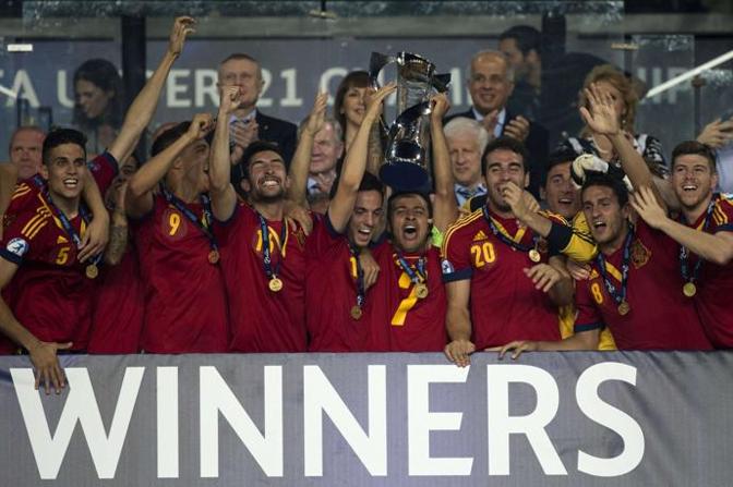 Trofeo al cielo, la Spagna Under 21  campione d'Europa. Afp